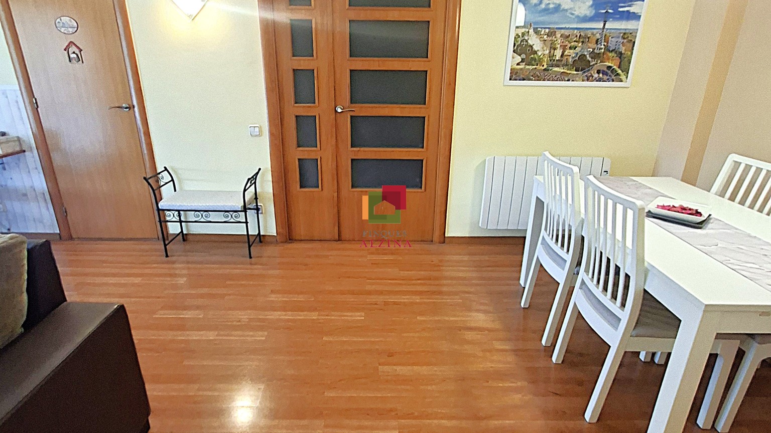 IMMOBLE DE 4 HABITACIONS ACTUALMENT 3, LLUM, AMPLITUD I UNA TERRASSA PER VIURE CADA MOMENT.