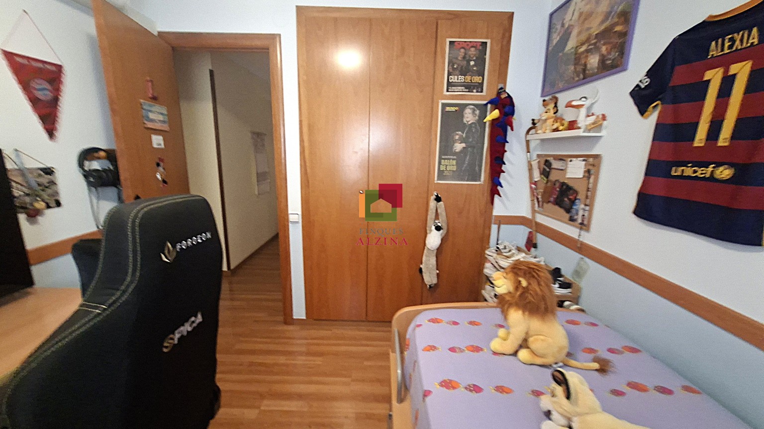 IMMOBLE DE 4 HABITACIONS ACTUALMENT 3, LLUM, AMPLITUD I UNA TERRASSA PER VIURE CADA MOMENT.