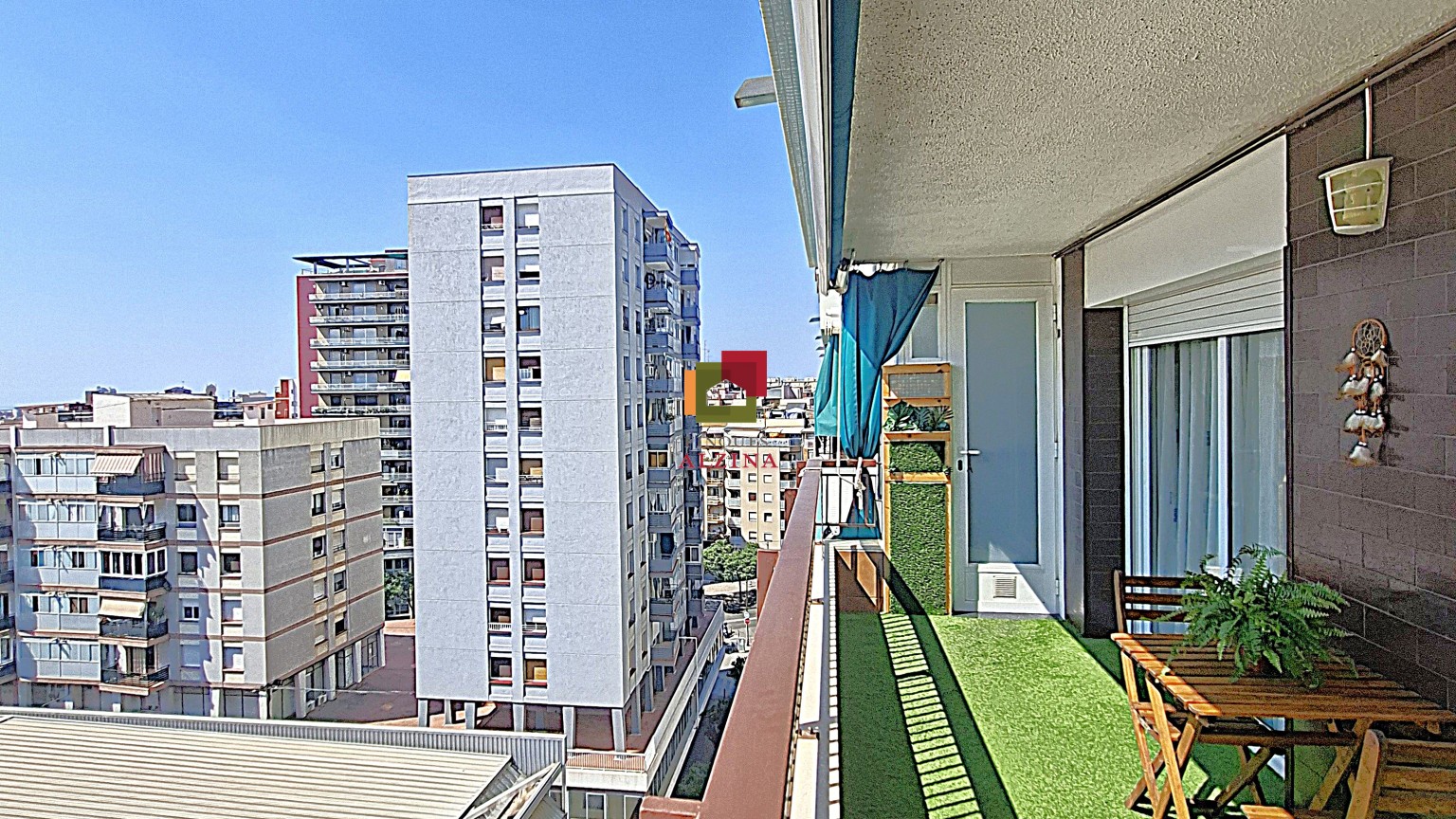 IMMOBLE DE 4 HABITACIONS ACTUALMENT 3, LLUM, AMPLITUD I UNA TERRASSA PER VIURE CADA MOMENT.
