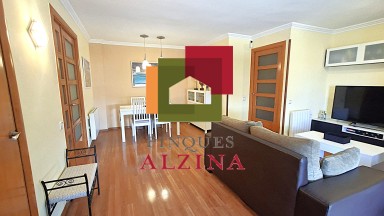 IMMOBLE DE 4 HABITACIONS ACTUALMENT 3, LLUM, AMPLITUD I UNA TERRASSA PER VIURE CADA MOMENT.