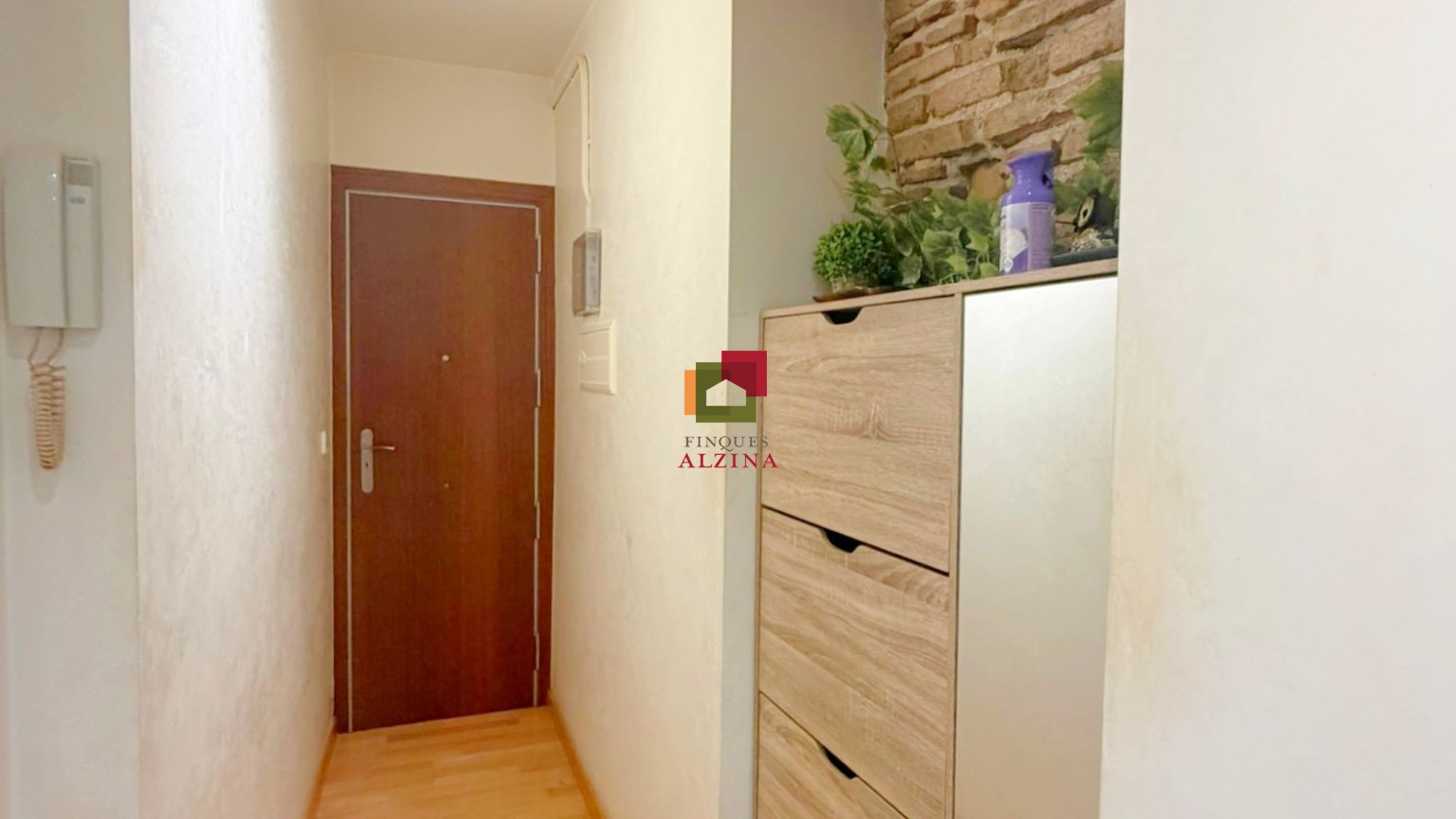 ESPECTACULAR LOFT DE DISEÑO REFORMADO ¡LISTO PARA ENTRAR A VIVIR!