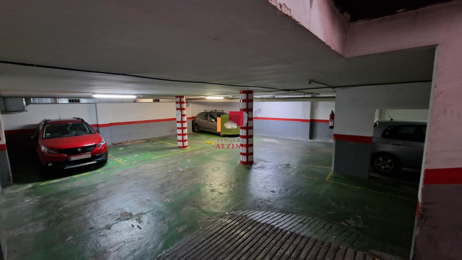 LOCAL DE 386 m² EN VENDA A COLLBLANC – GARATGE EN FUNCIONAMENT AMB GUAL