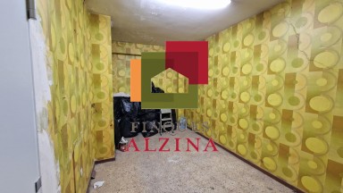 LOCAL DE 386 m² EN VENDA A COLLBLANC – GARATGE EN FUNCIONAMENT AMB GUAL