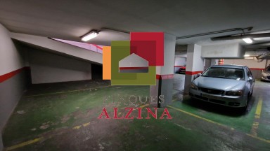 LOCAL DE 386 m² EN VENDA A COLLBLANC – GARATGE EN FUNCIONAMENT AMB GUAL