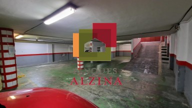 LOCAL DE 386 m² EN VENDA A COLLBLANC – GARATGE EN FUNCIONAMENT AMB GUAL