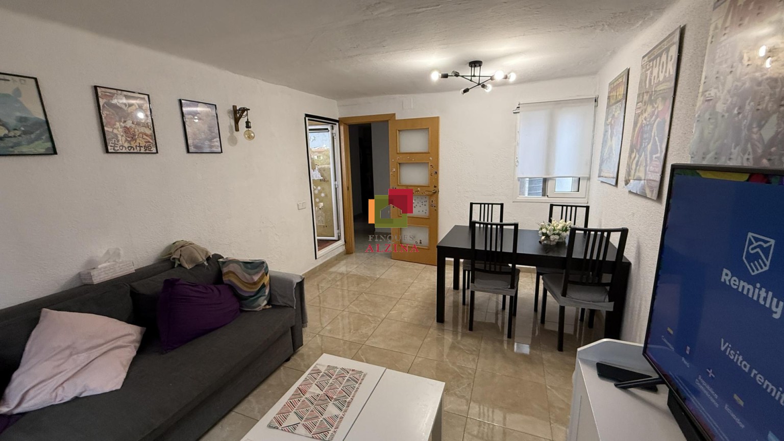 INVERSIÓ IMMOBILIÀRIA CONSOLIDA: 9 HABITATGES I 2 LOCALS A ESPLUGUES
