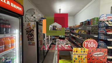 INVERSIÓ IMMOBILIÀRIA CONSOLIDA: 9 HABITATGES I 2 LOCALS A ESPLUGUES