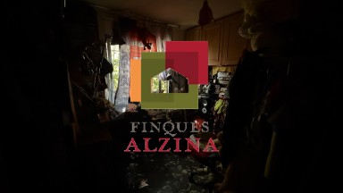 INVERSIÓ IMMOBILIÀRIA CONSOLIDA: 9 HABITATGES I 2 LOCALS A ESPLUGUES