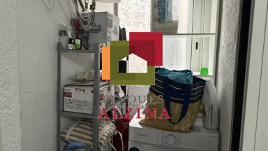 INVERSIÓ IMMOBILIÀRIA CONSOLIDA: 9 HABITATGES I 2 LOCALS A ESPLUGUES