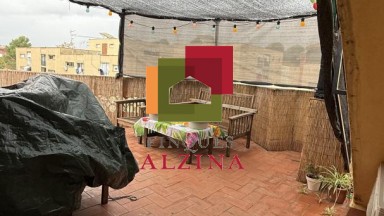 INVERSIÓ IMMOBILIÀRIA CONSOLIDA: 9 HABITATGES I 2 LOCALS A ESPLUGUES