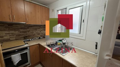 INVERSIÓ IMMOBILIÀRIA CONSOLIDA: 9 HABITATGES I 2 LOCALS A ESPLUGUES