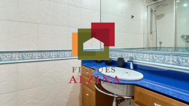 Piso reformado con encanto en Comte d’Urgell – Diputació