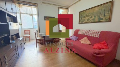 Piso con encanto y gran potencial de reforma en Sant Antoni – Raval