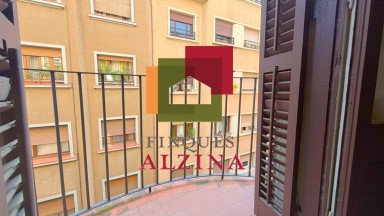 Piso con encanto y gran potencial de reforma en Sant Antoni – Raval