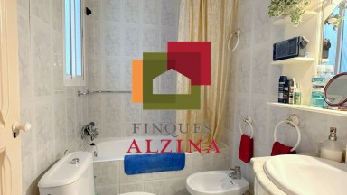 Piso con encanto y gran potencial de reforma en Sant Antoni – Raval