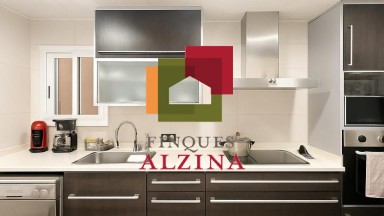 AMPLIO PISO REFORMADO EN GAVÀ