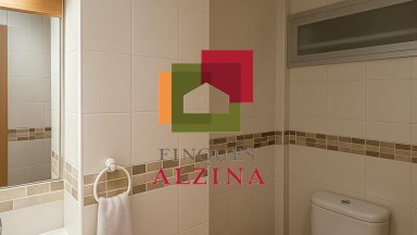 AMPLIO PISO REFORMADO EN GAVÀ