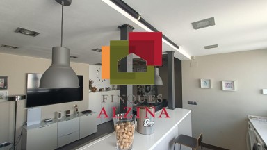 ÀTIC AMB TERRASSA A LA NOVA ESQUERRA DE L’EIXAMPLE