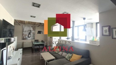 ÀTIC AMB TERRASSA A LA NOVA ESQUERRA DE L’EIXAMPLE