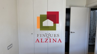 PISO CON BALCÓN Y APARCAMIENTO EN GRAN DE LA SAGRERA
