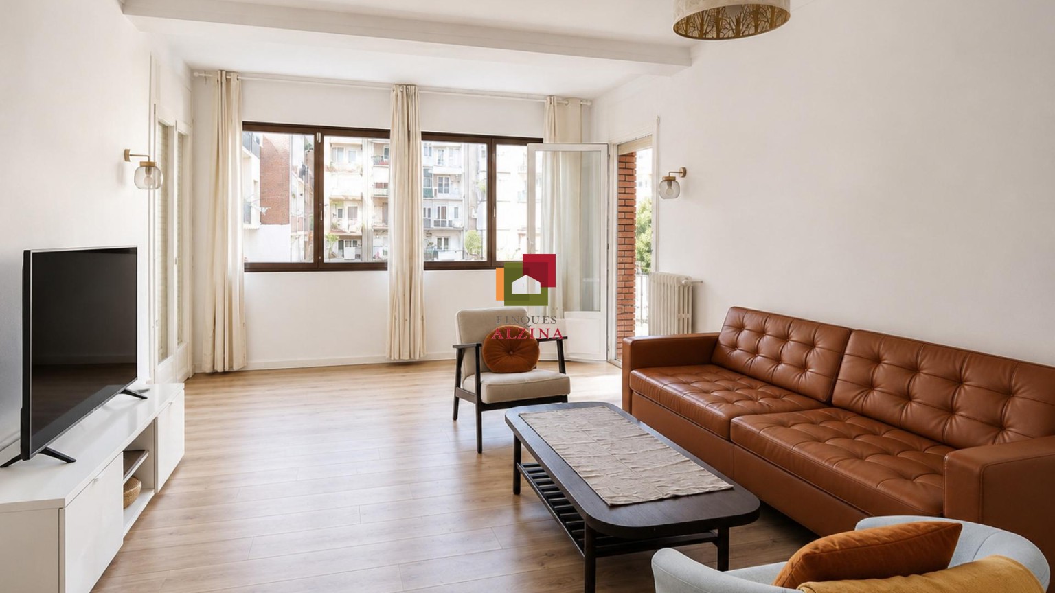 ON BARCELONA ES CONVERTEIX EN LLAR: UN EXCLUSIU HABITATGE EN ENRIC GRANATS