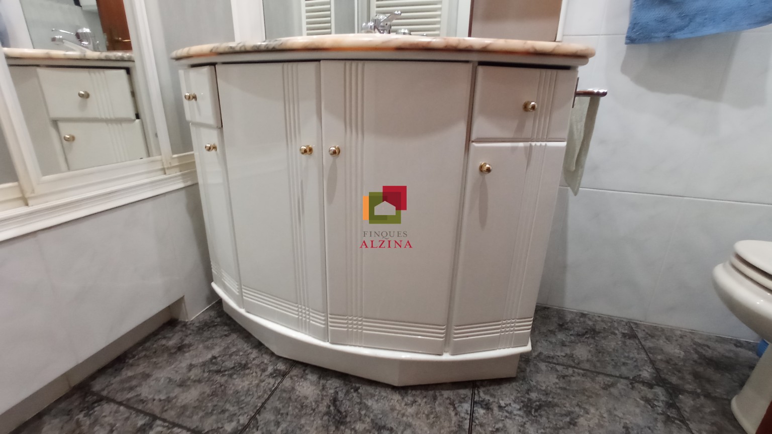 Piso de 3 habitaciones listo para entrar a vivir