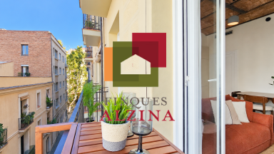 ARQUITECTURA AMB HISTÒRIA, DISSENY PER GAUDIR